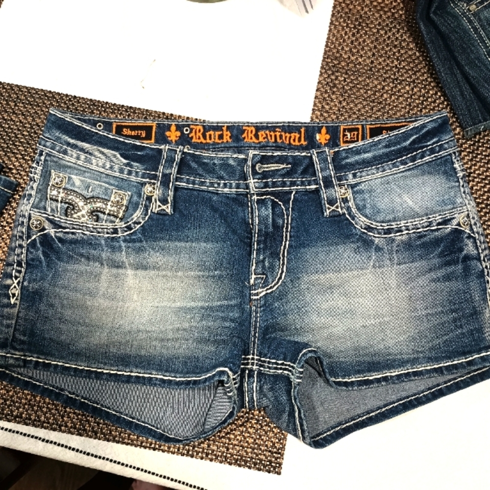 Rock revival jean shorts